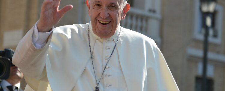 Vatican News: “Francesco Risponde: Un Dialogo Aperto”